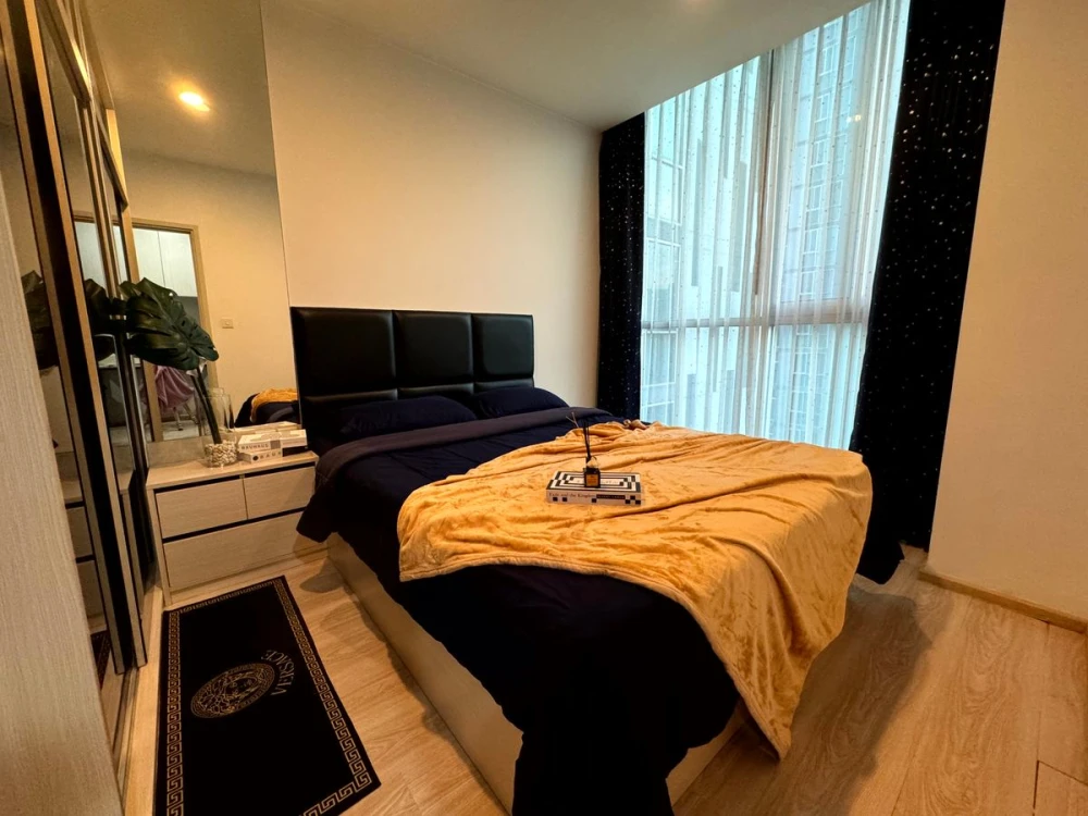 For sale,for rent!! Noble Revolve Ratchada condo, 30th floor, Ratchada road view, in the heart of the city, just bring your body and you can move in!!
