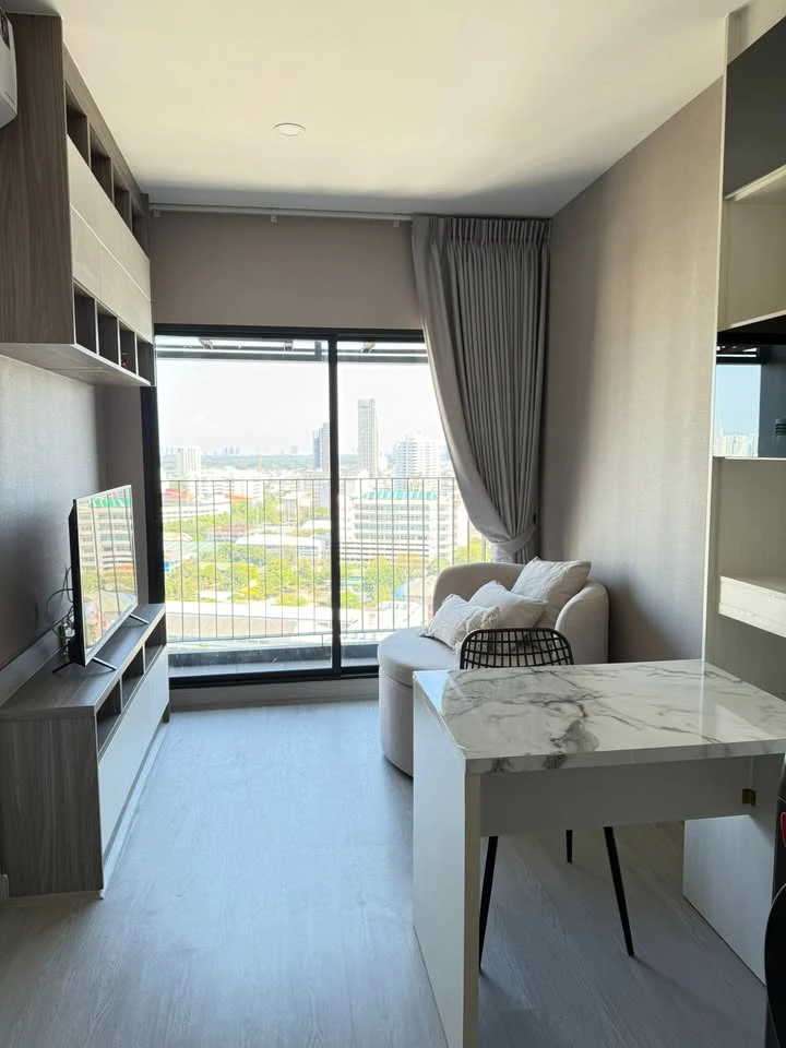 Condo for rent, Knightsbridge Prime Sathorn, spacious room, high floor, good size You can't miss it!!