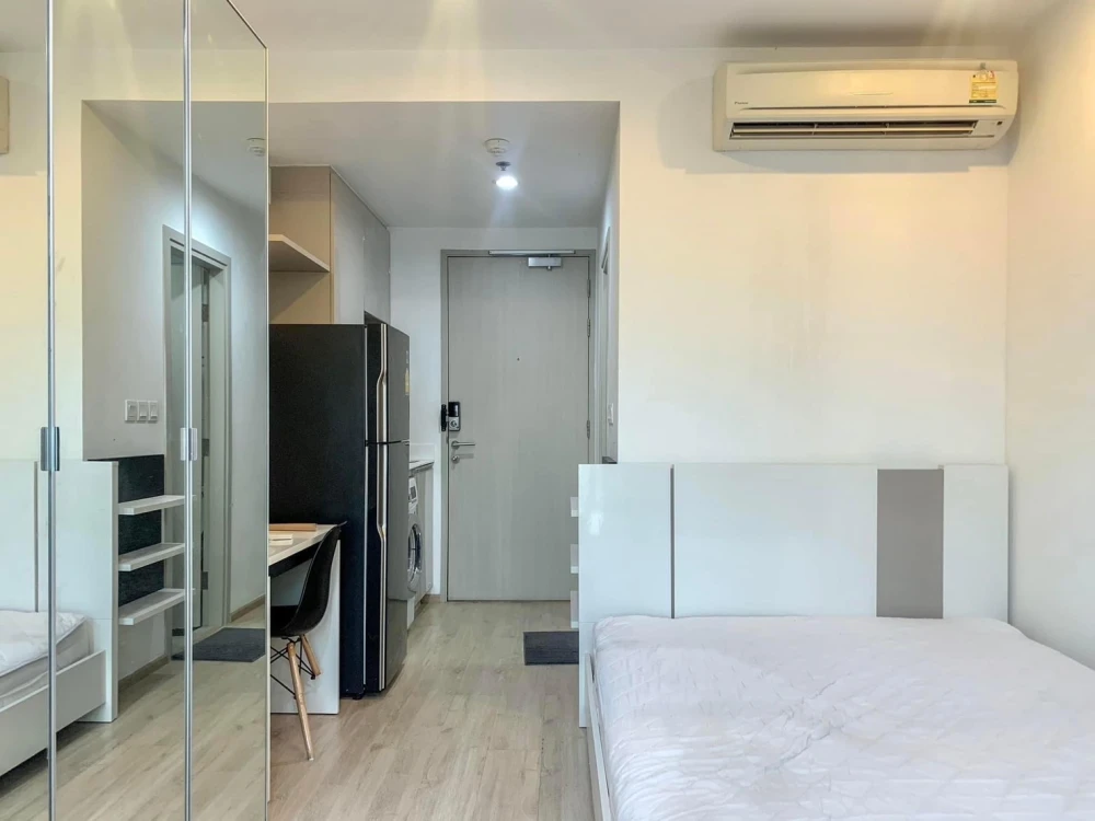 Condo for rent, Ideo Q Chula-Samyan, beautiful built-in room pool view Complete facilities. Urgent!