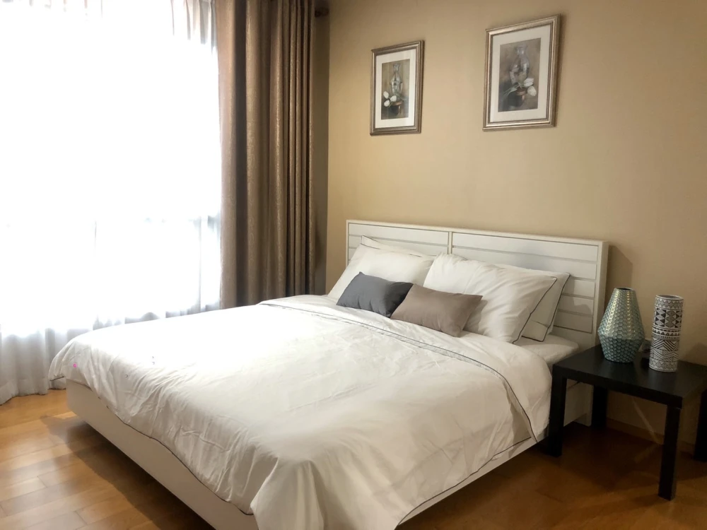 Condo for rent, Hive Taksin, well-proportioned rooms, beautiful rooms, luxurious decorations, don't wait, book now.