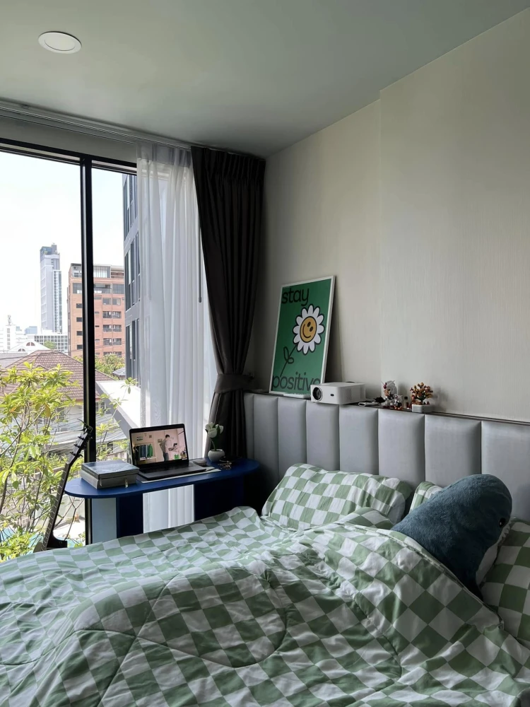 For rent: The Origin Lat Phrao 15, fully furnished, large screen TV, washing machine ready to use. You can't miss this if you don't book.