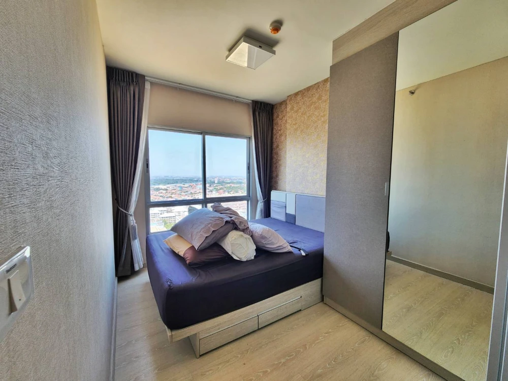 For rent Niche ID @ Pakkred Station, very spacious room, high floor, clear view at a great price. If interested, hurry up.