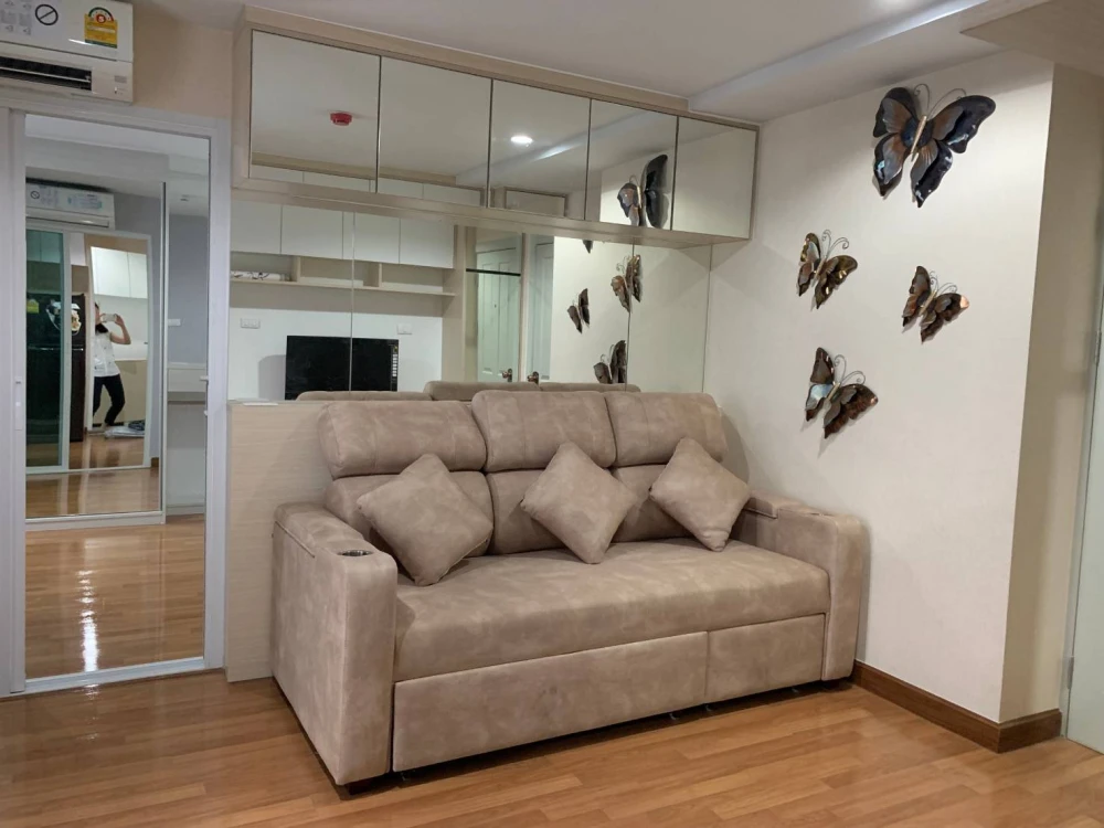 For rent: Regent Orchid Talat Phlu, wide-front condo, 3rd floor, lots of usable space, with built-in furniture, hurry and grab it now!