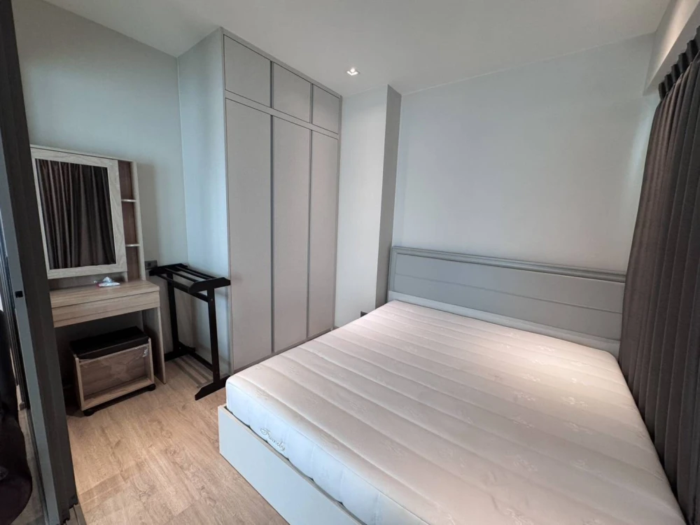 For rent, Whizdom Station Ratchada-Thapra, 31st floor, spacious room, comfortable, fully furnished, book now.