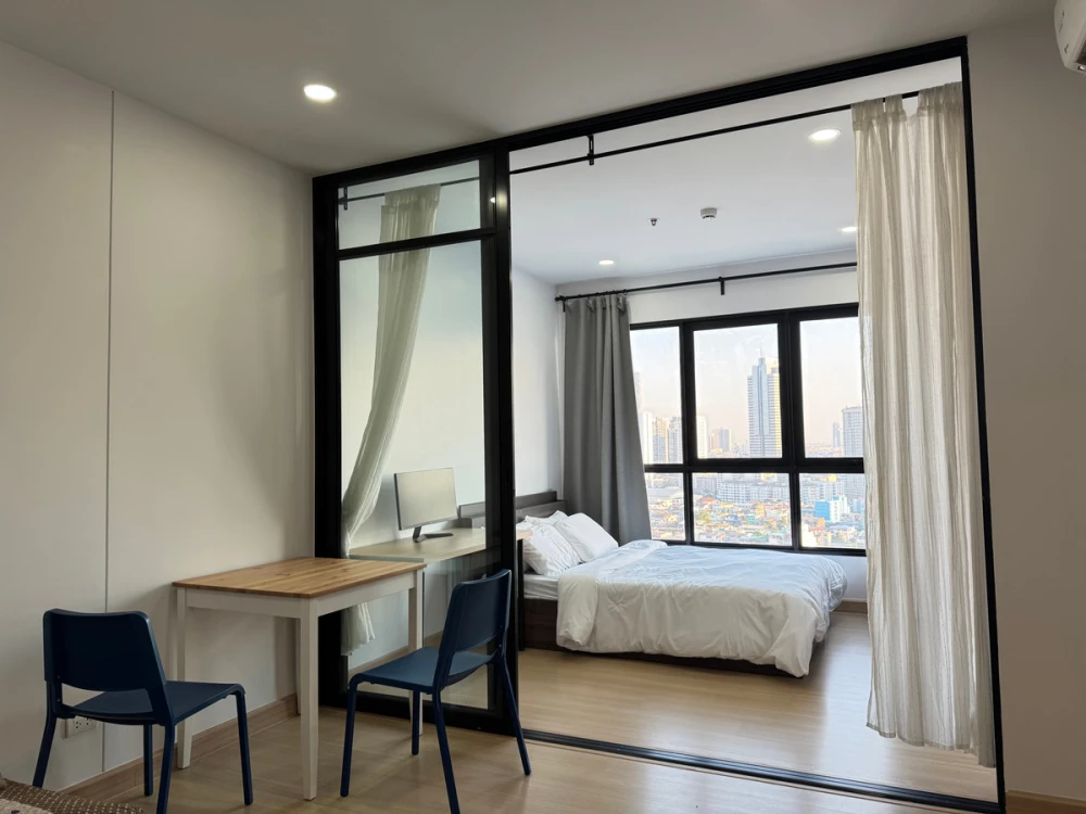For rent, Supalai Loft Prachathipok-Wongwian Yai, 21st floor, beautiful view room, fully furnished, book now, don't miss it.