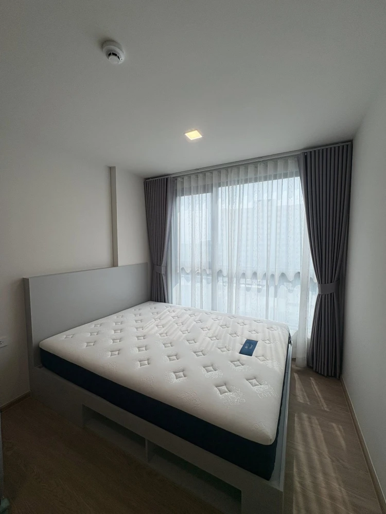 For rent: Cave Luminous Bangmod, Building A, 7th floor. Exterior view, not facing the street. Fully furnished with appliances. Just bring your suitcas