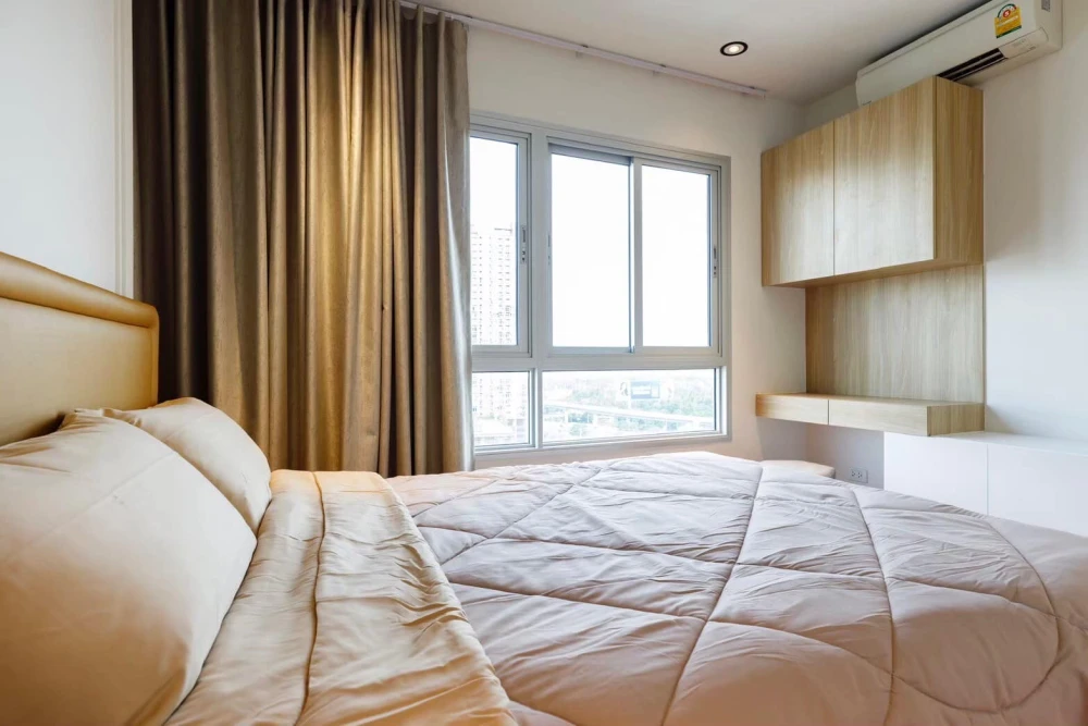 For rent: The President Sathorn-Ratchapruek 3, 2 bedrooms, corner room, no noise, very beautiful view, hurry or you'll miss out.