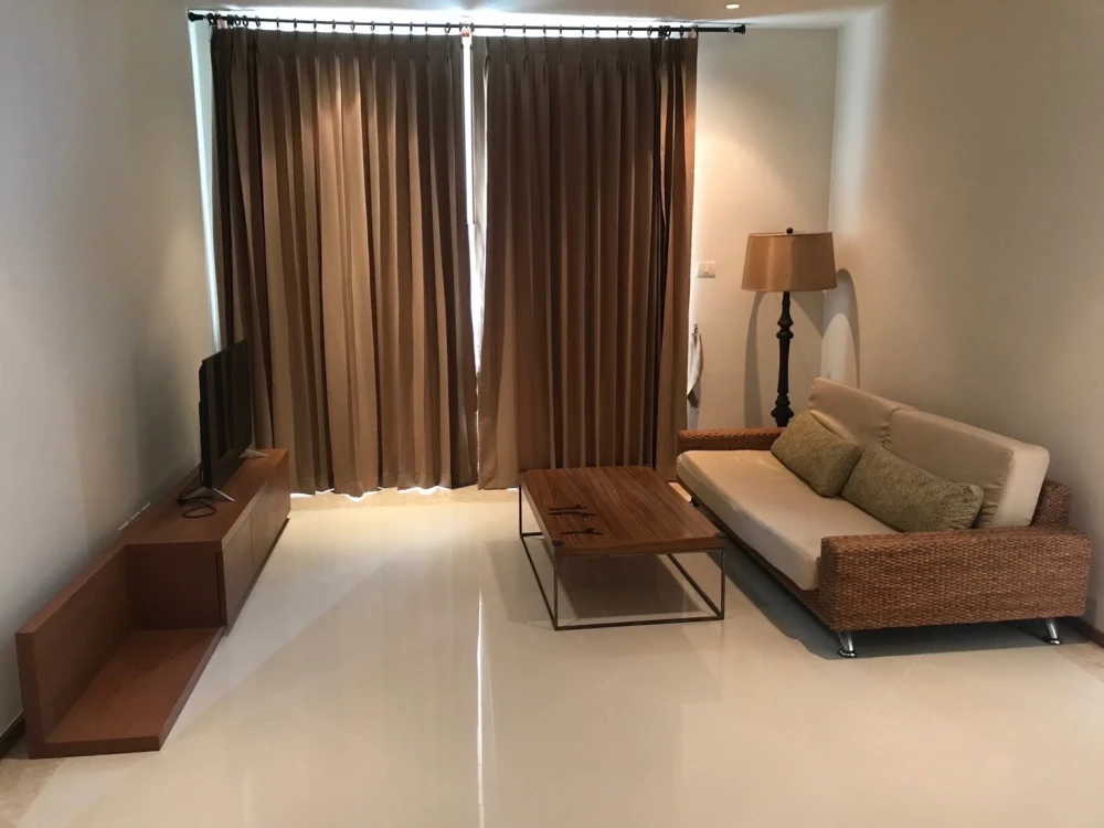 For rent: Empire Place Sathorn - Narathiwat. The room is decorated simply but livable. Feels like being at home. Very worth booking.