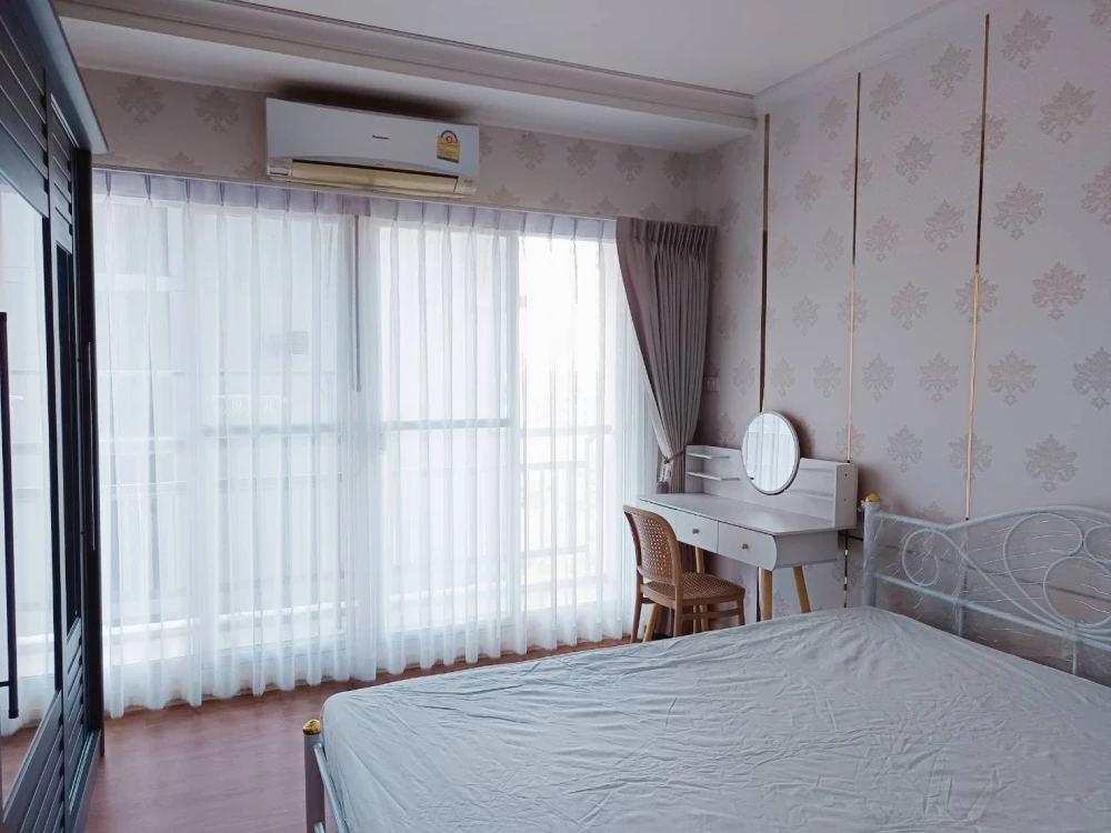 For rent Grand Park View Asoke, high floor, fully furnished, don't wait.
