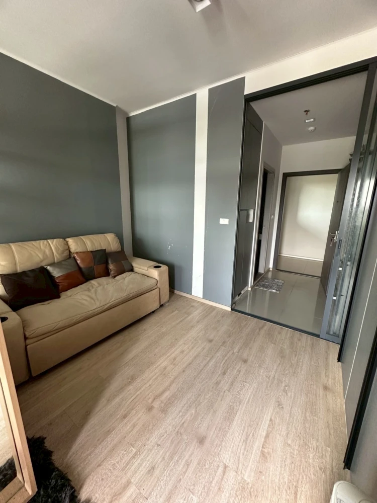 For rent, Ideo New Rama 9, 8th floor, fully furnished room, ready to move in, great view, you shouldn't miss it.