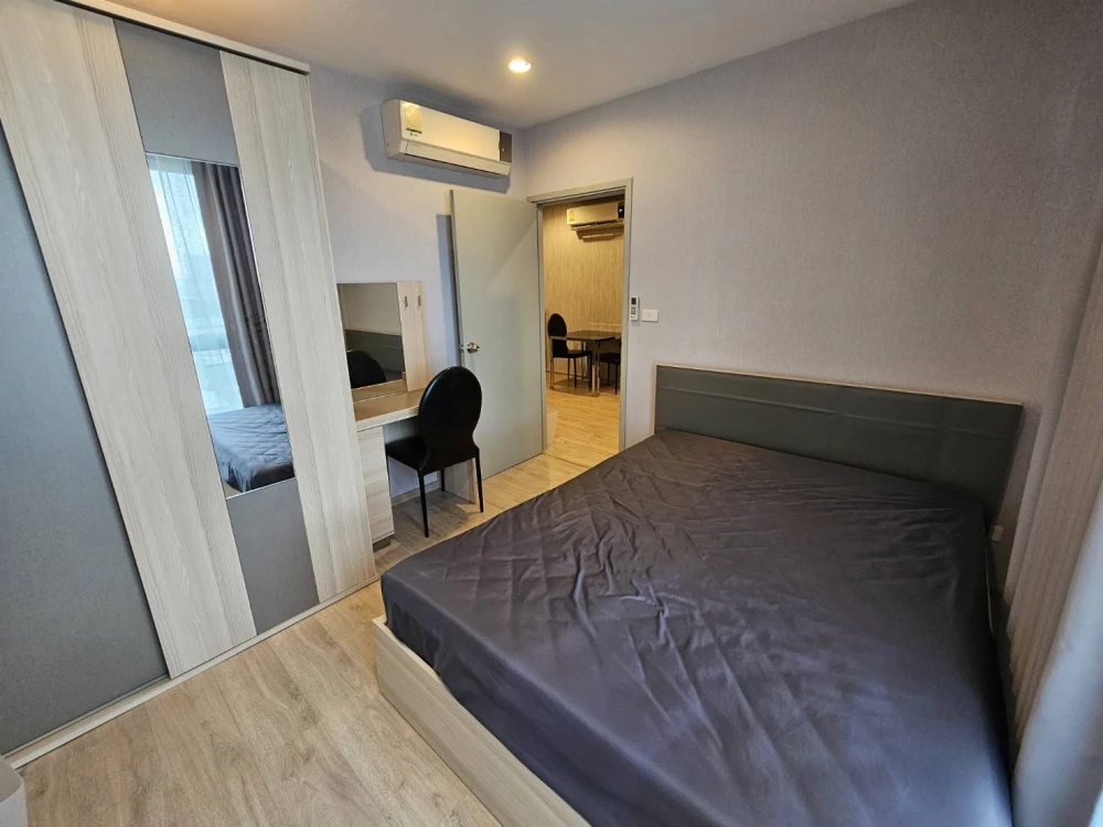 For rent: Ideo Sathorn-Tha Phra. Nice, spacious high-floor unit. Book now!