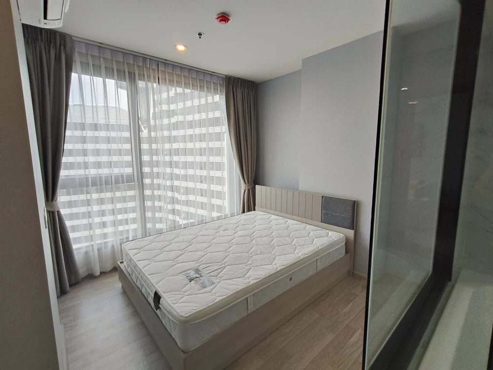 For rent: Ideo Mobi Sukhumvit Eastpoint, 26th floor, very high, spacious room, not cramped, fully furnished, urgent