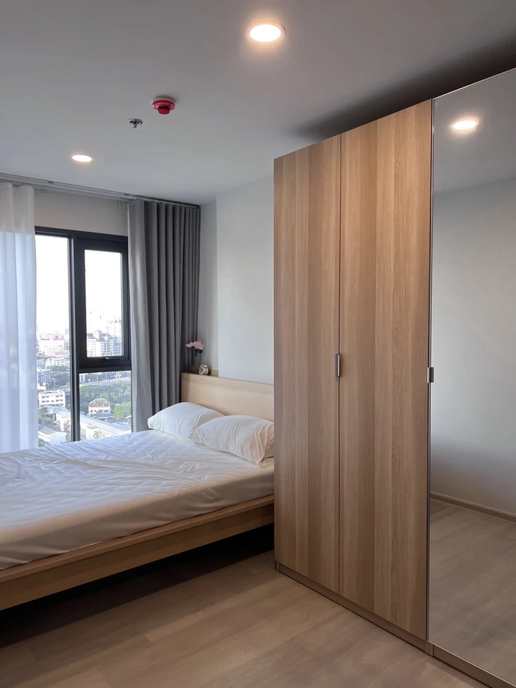 Aspire Onnut Station for rent, beautiful room, high view, fully furnished, ready to move in. Tell me you must hurry to reserve before you miss the opp