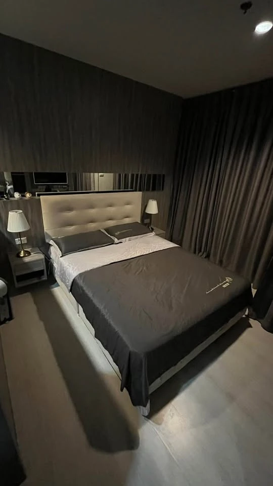 For rent: Rhythm Asoke, 20th floor, city view, great price, I tell you, you shouldn't miss it.