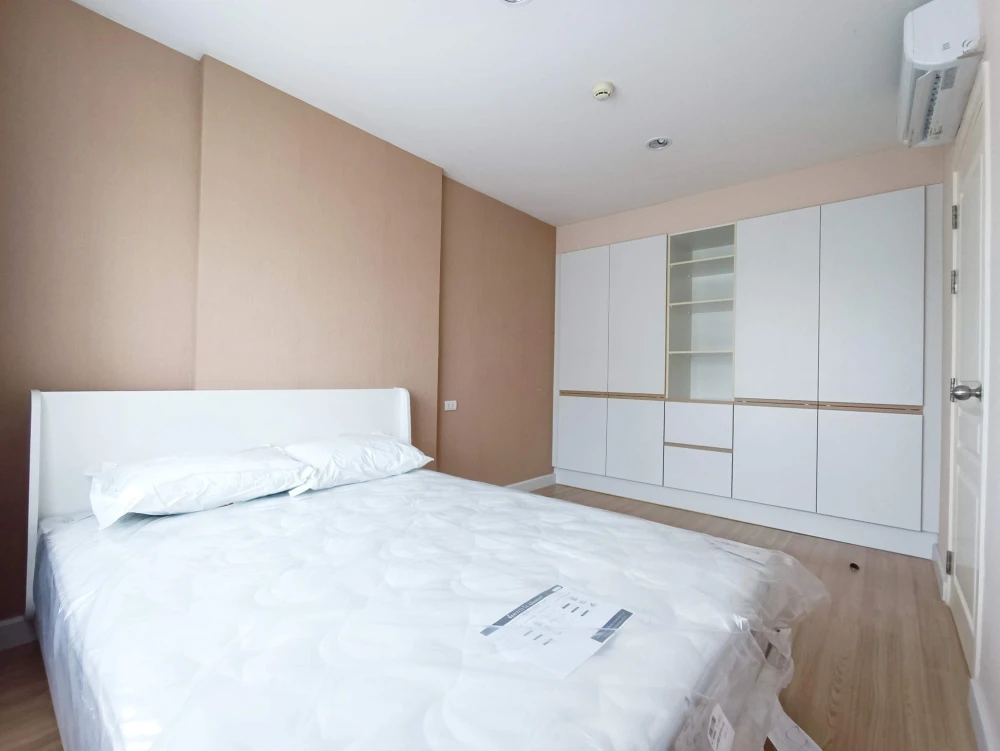 For rent: The Nest Sukhumvit 22, empty room, 8th floor, spacious room, airy, comfortable, book now, don't miss out.