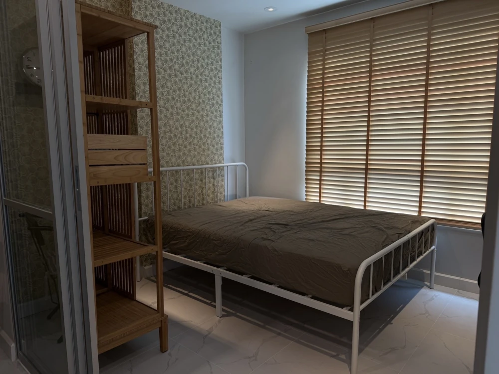 For rent: The President Sathorn-Ratchaphruek, 25th floor, room decorated simply and pleasantly. Book now, very worthwhile.