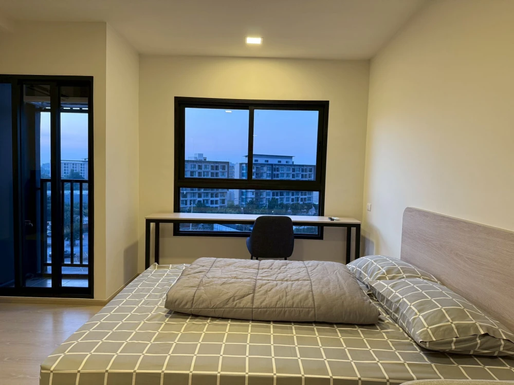For rent dcondo shine rangsit, fully furnished room, ready to move in, if interested, hurry and book now, don't miss out.