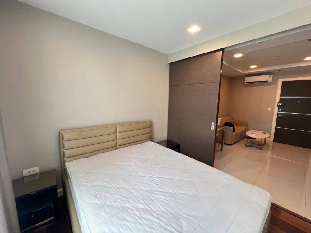 For rent!! Condo The Tree On Nut Station, swimming pool view, convenient transportation, near On Nut BTS, hurry to book now!!