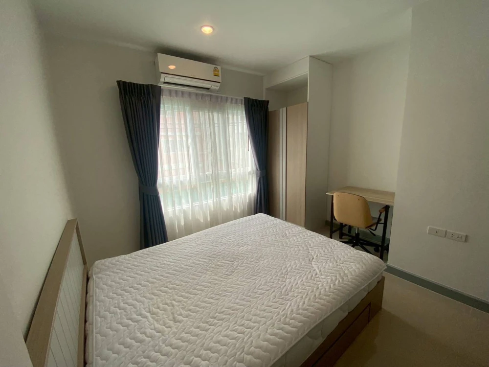 For rent!! Lazio Sriyan, 3rd floor, fully furnished, move in with your bags immediately. Book now!!