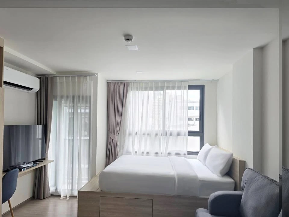 For rent!! The Move Pradipat, beautiful room, fully furnished, ready to move in. Reserve now!!