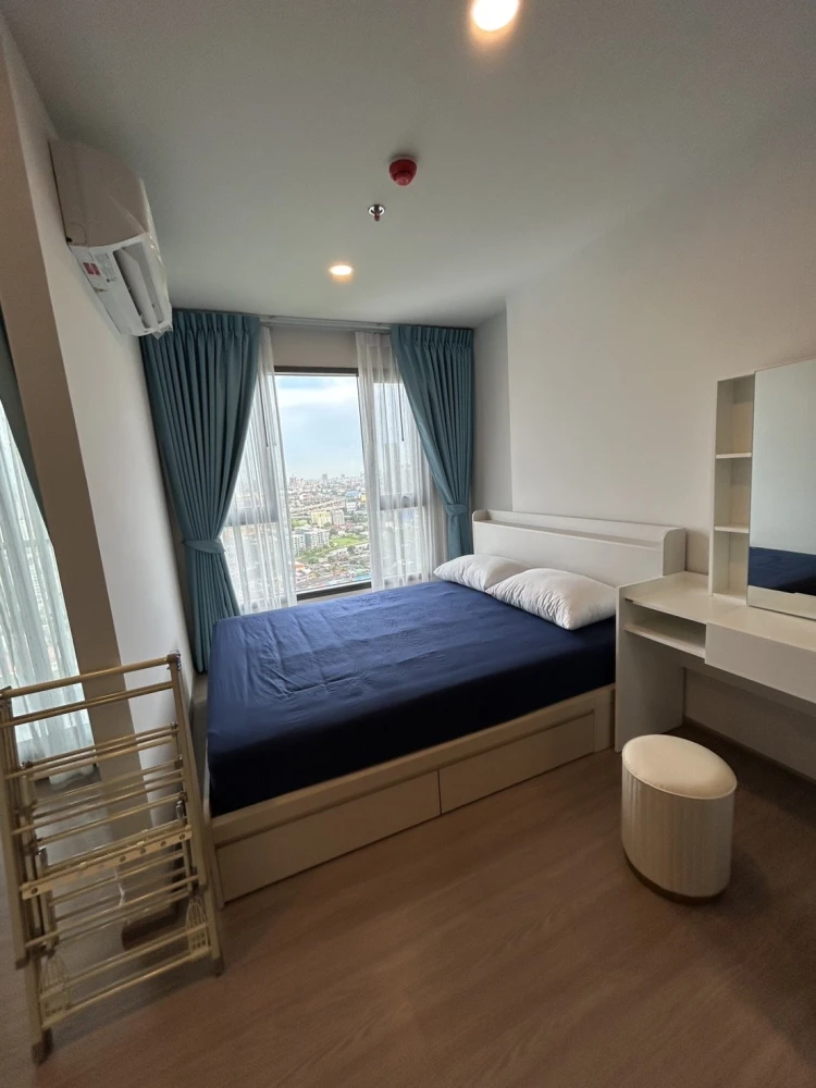 For rent!! Aspire Sukhumvit - Rama 4, 29th floor, fully furnished, ready to move in. Don't miss out!!