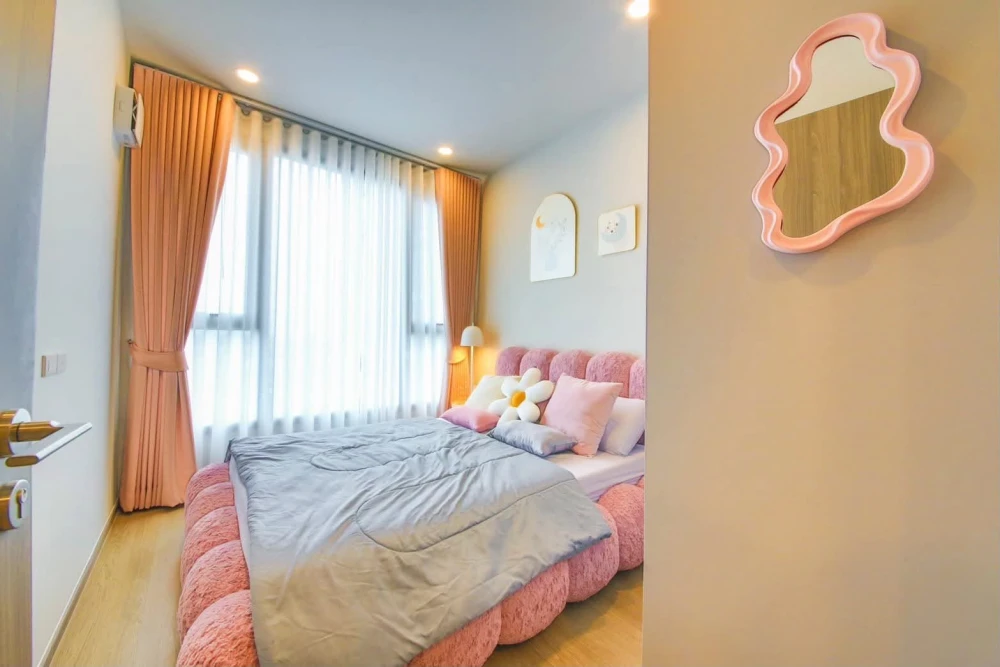 Condo for rent at Whizdom The Forestias. Beautifully decorated unit with spacious living area. Book now, don't miss out!