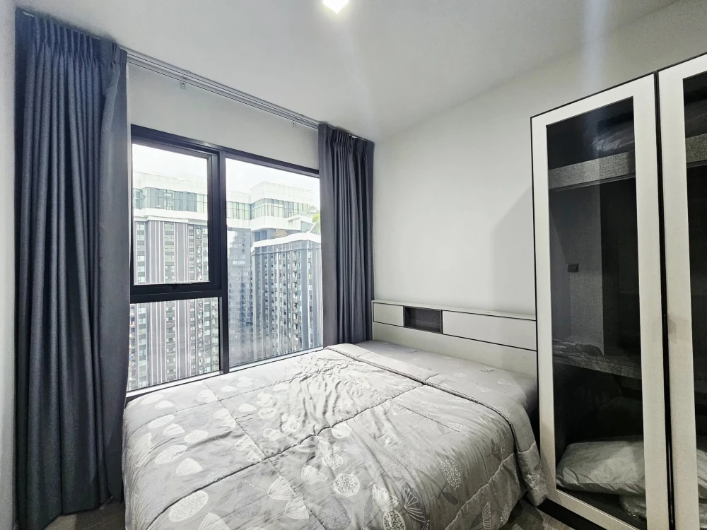 Condo for rent, Life Asoke Hype, studio room, 39th floor, high view with complete facilities. Hurry up.