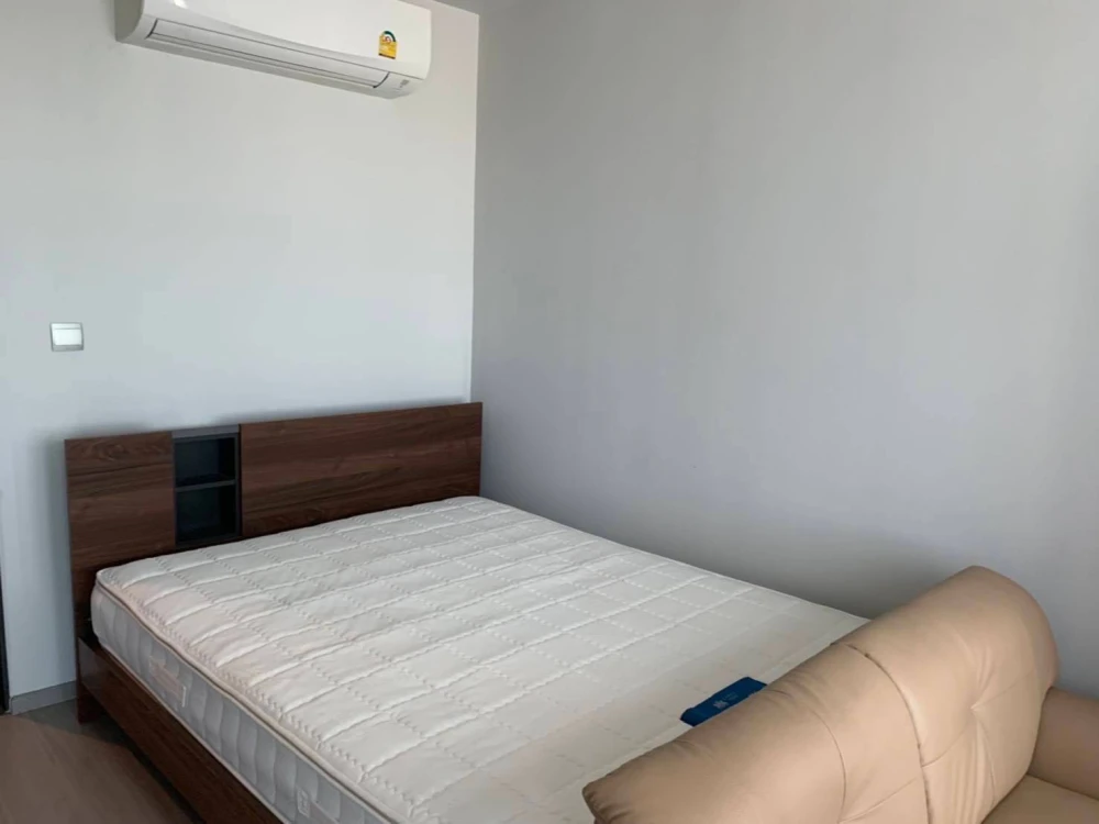 Condo for rent: Life Ladproa, nice room with full facilities Let me tell you that you should not miss this room.