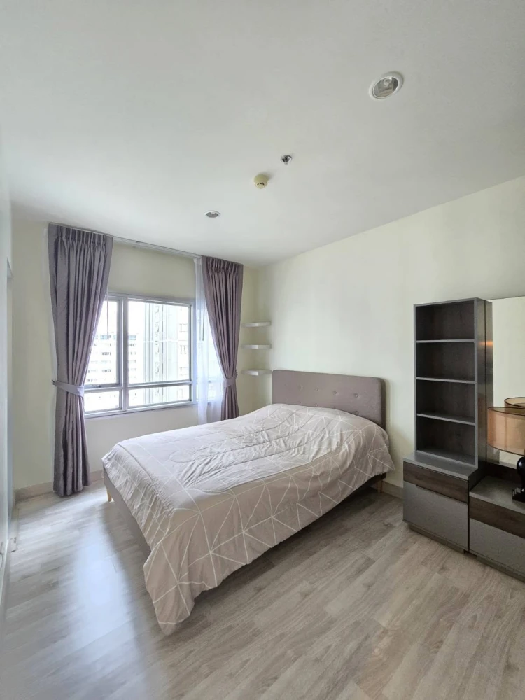 Condo for rent on the Chao Phraya River, Manor Sanambinnam. Private unit, no adjacent rooms. Book now, don't miss out!