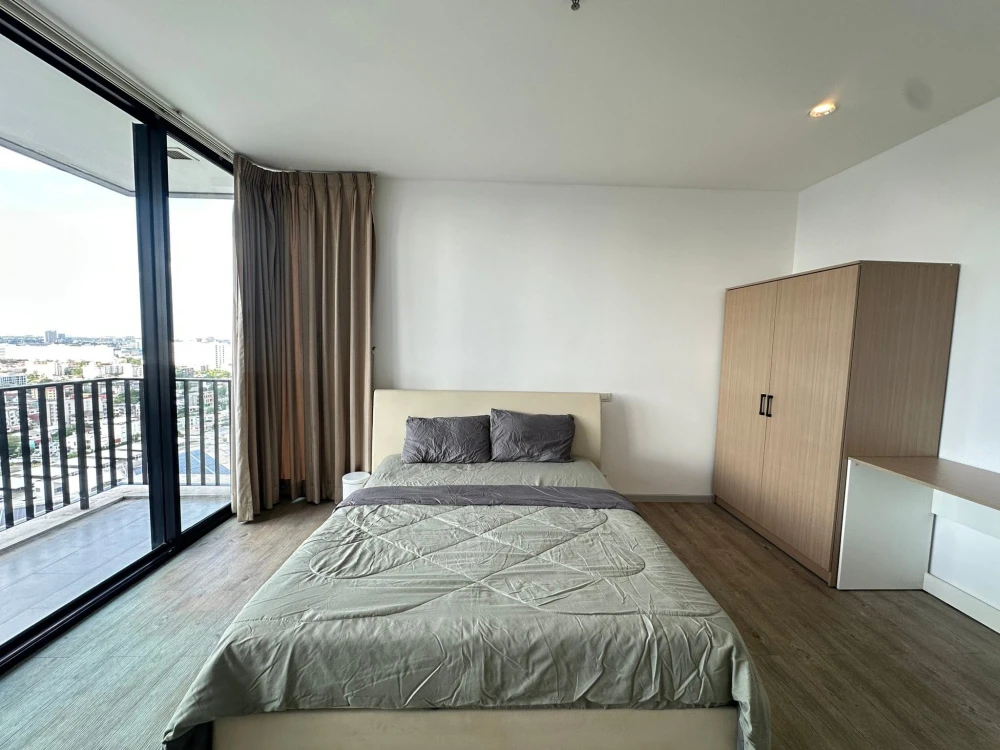 High-Floor Corner Unit for Rent - 25th Floor, North-Facing (Cool All Day) Near MRT Ladprao | ✨ The Issara Ladprao