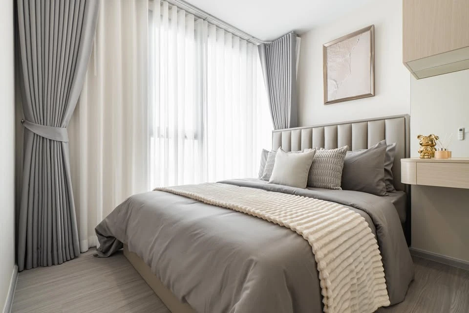 Luxury condo for rent, The Parkland Phetkasem 56, corner room, private, decorated in modern luxury, hurry and reserve now.