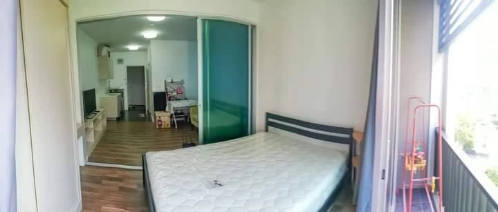 Beautiful Pool-View Condo for Rent - 30 sq.m., 4th Floor (Building B), Fully Furnished with Digital Door Lock near BTS Onnut & MRT Si Nut | ✨ A Space