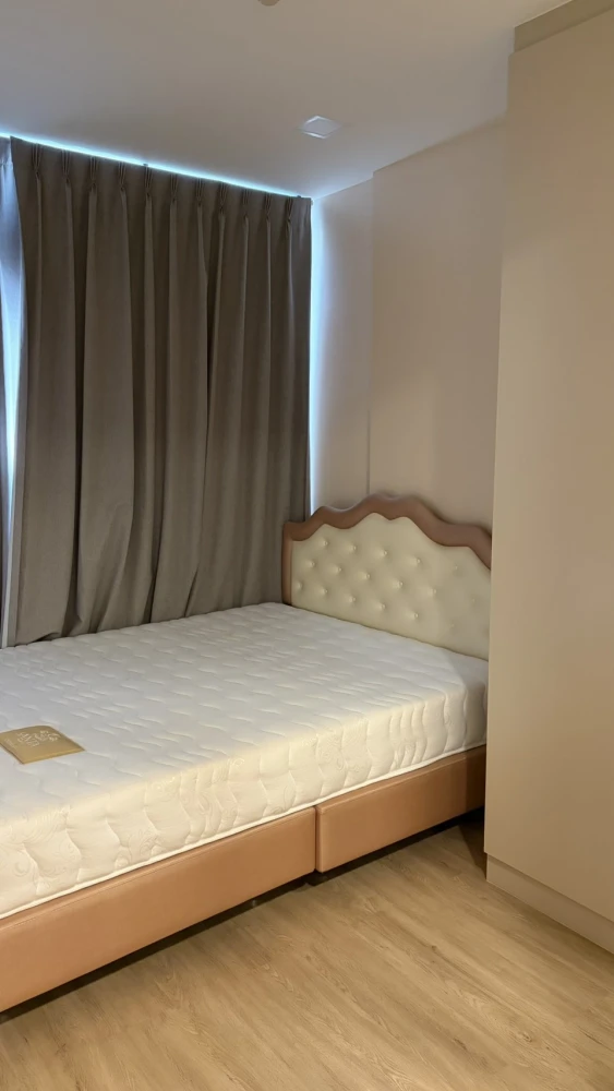 Fully Furnished 1-BR Condo for Rent - 27.61 sq.m., 2nd Floor (Building B), Complete with Electrical Appliances in the Heart of Samyan | ✨ The Nest Chu