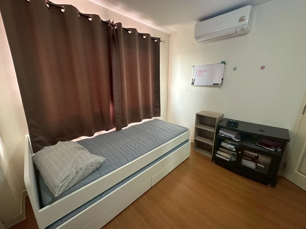 Fully Furnished 1-BR Condo for Rent - Tower D3, 8th Floor with Separate Kitchen & Washing Machine | ✨ Lumpini Town Bodindecha-Ramkhamhaeng