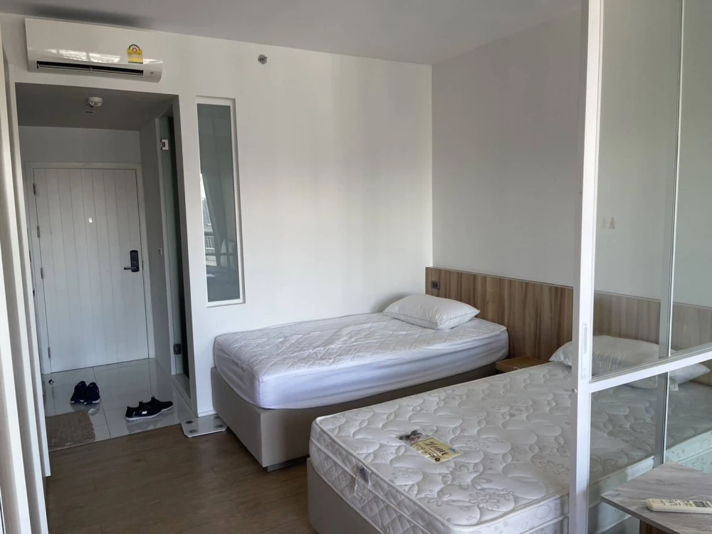 Condo for Rent in Prime Bangkok Location ✨ Triple Y Residence