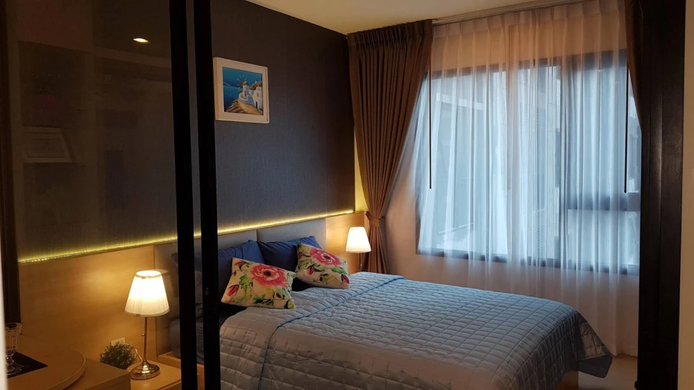 Condo for rent Life Asoke, fully furnished room, beautiful, end here, price is good, view is good, fully furnished, you can't miss it.