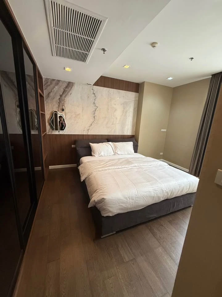 Condo for rent, Nara 9 by Eastern Star. Beautifully decorated unit with amazing built-in furniture. You'll regret missing out!