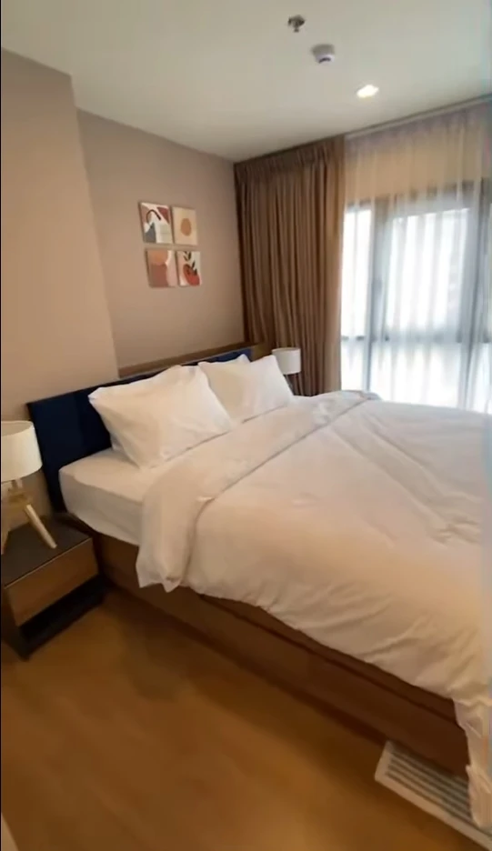 Condo for rent, The Line Vibe. Spacious room with ample living space. Fully furnished with appliances. Don't miss out!