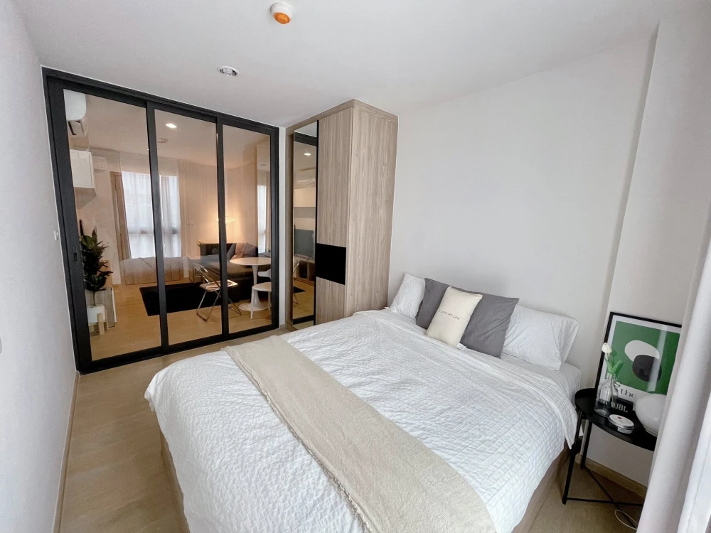 Condo for rent, The Excel Hideaway Sukhumvit 71, 6th floor, corner unit, city view, bright and airy with no tall buildings obstructing the view, good