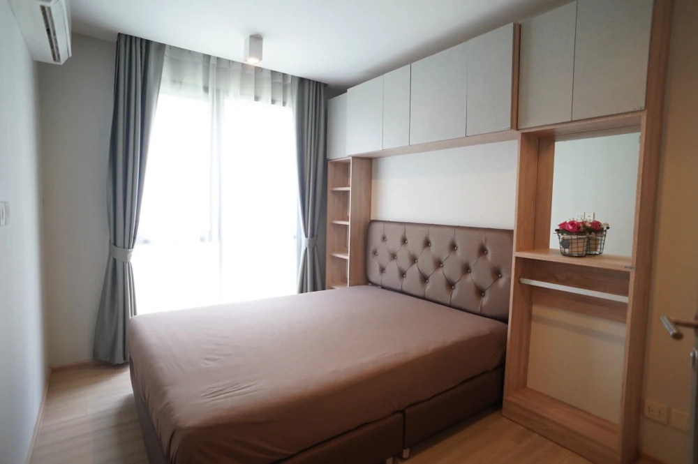 Condo for rent, Maestro 12, fully furnished and ready to move in. Complete with furniture and appliances. Amazing price! Don't miss out!