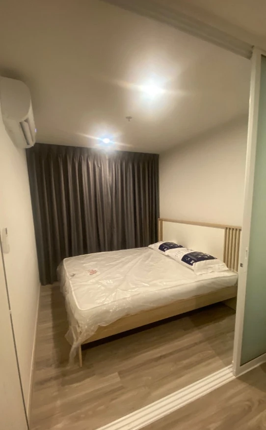 Condo for rent, Regent Home Bangna. Ready to move in, partitioned into separate areas. Amazing price! Book today! Don't miss out!