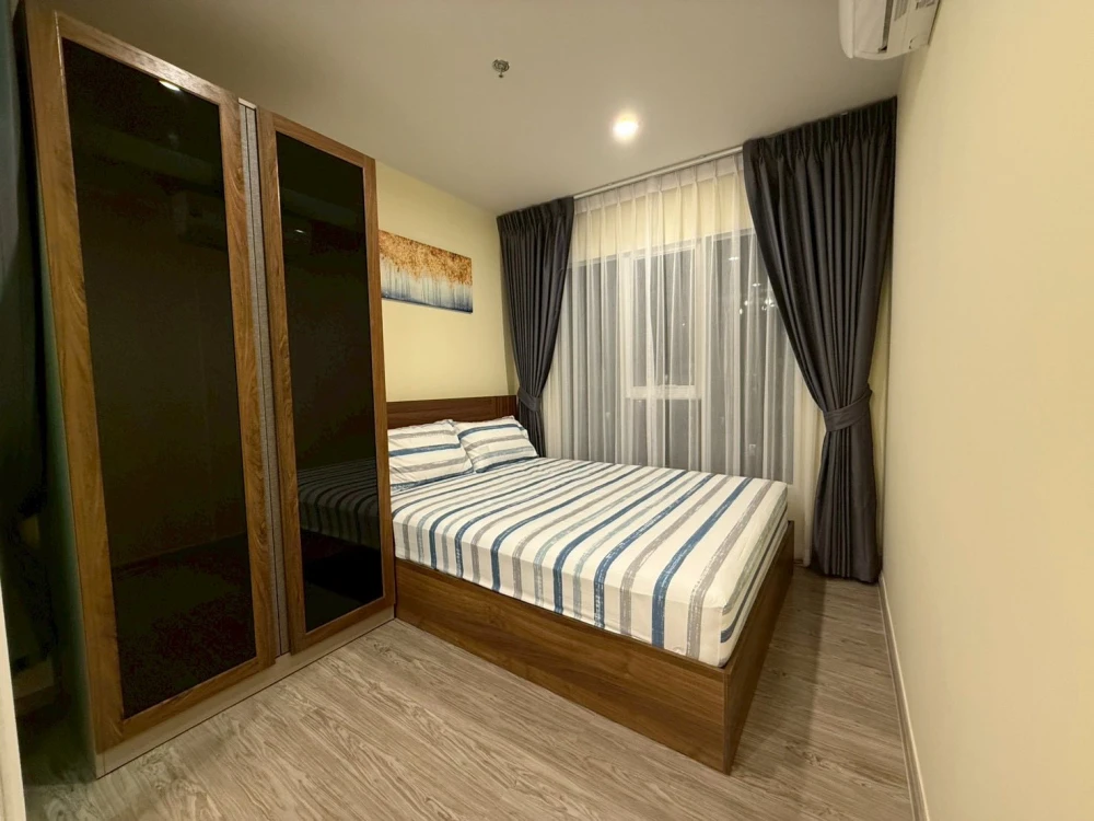 Condo for rent, Regent Home Bangna. Corner unit, private, fully furnished and ready to move in. Book today! Don't miss out!