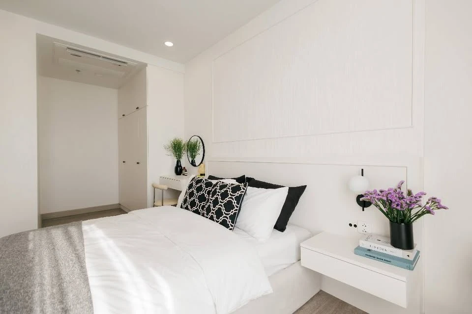 Condo for rent Supalai Premier Samsen-Ratchawat, beautifully decorated room, white tone, comfortable to the eye, affordable price, book now.