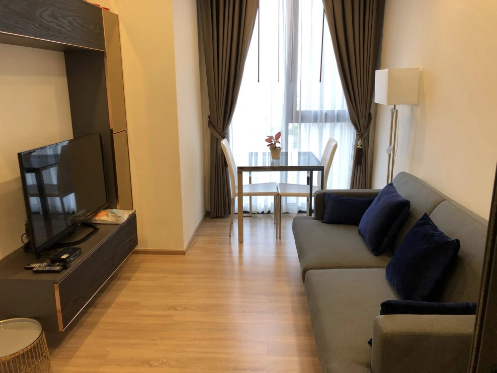 Condo for rent, The Line Phahon Pradipat. Ready to move in, fully furnished. Amazing price! Book now, don't miss out!