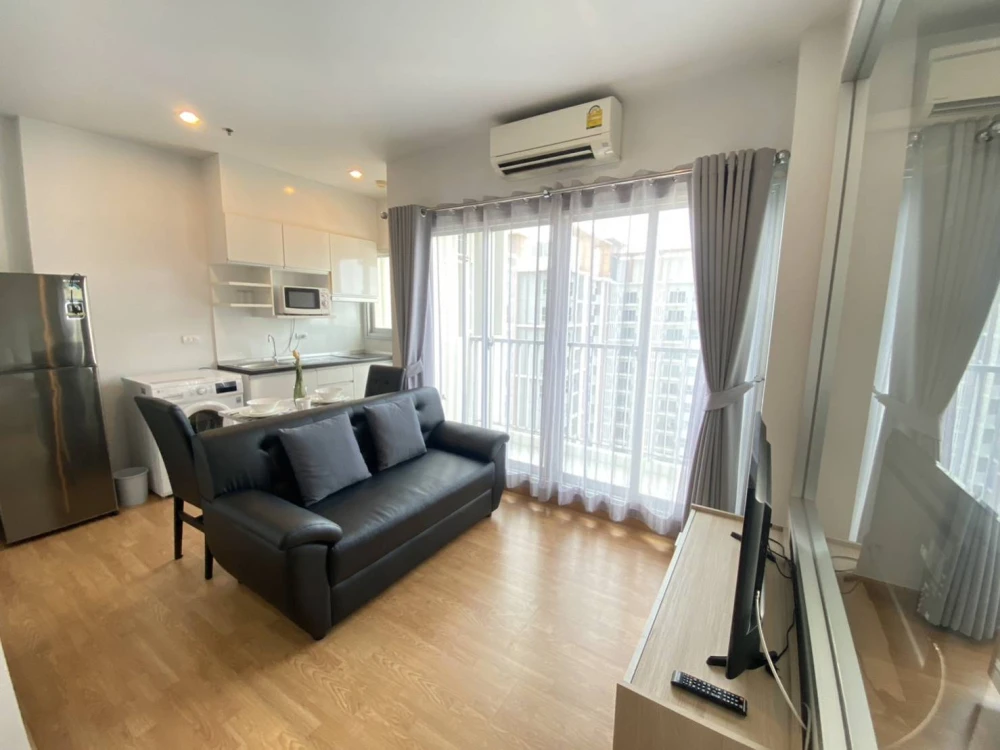 Condo for rent at The Parkland Phetkasem. Ready to move in, fully furnished with appliances, 27th floor with great view. Book today!