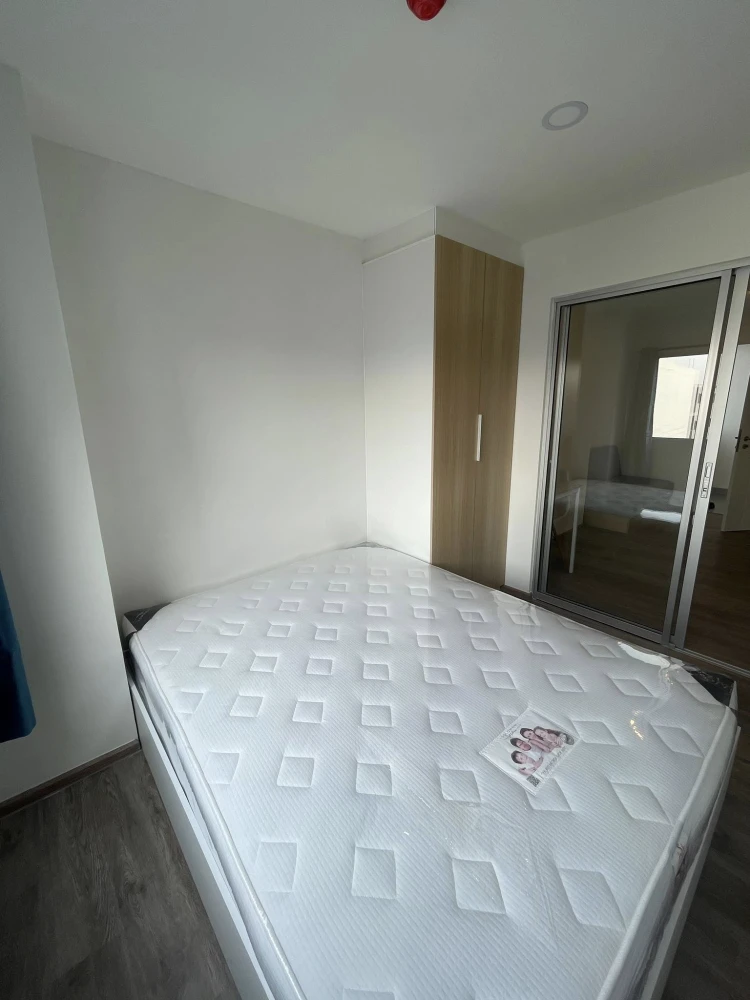 Condo for rent at Sena Kit Srinakarin-Sridan. Well-partitioned unit with separate zones. Affordable price. Book now!