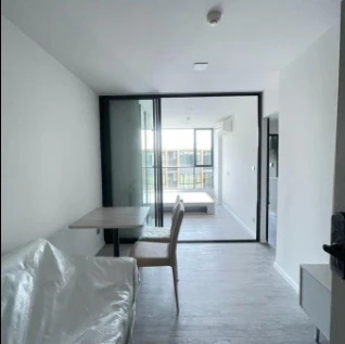 Condo for rent at Atmoz Tropicana Bangna. Ready to move in, fully furnished with appliances. Great value! Book now!