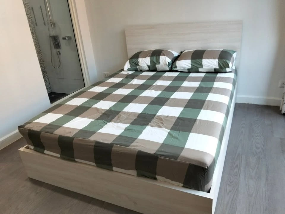 Condo for rent: A Space ID Asoke-Ratchada. Nice room, fully furnished with appliances. Just bring your belongings and move in! Don't miss out!