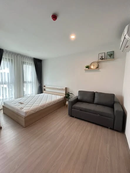 Condo for rent at Aspire Ratchayothin, studio room, 4th floor, fully furnished. Don't miss out!