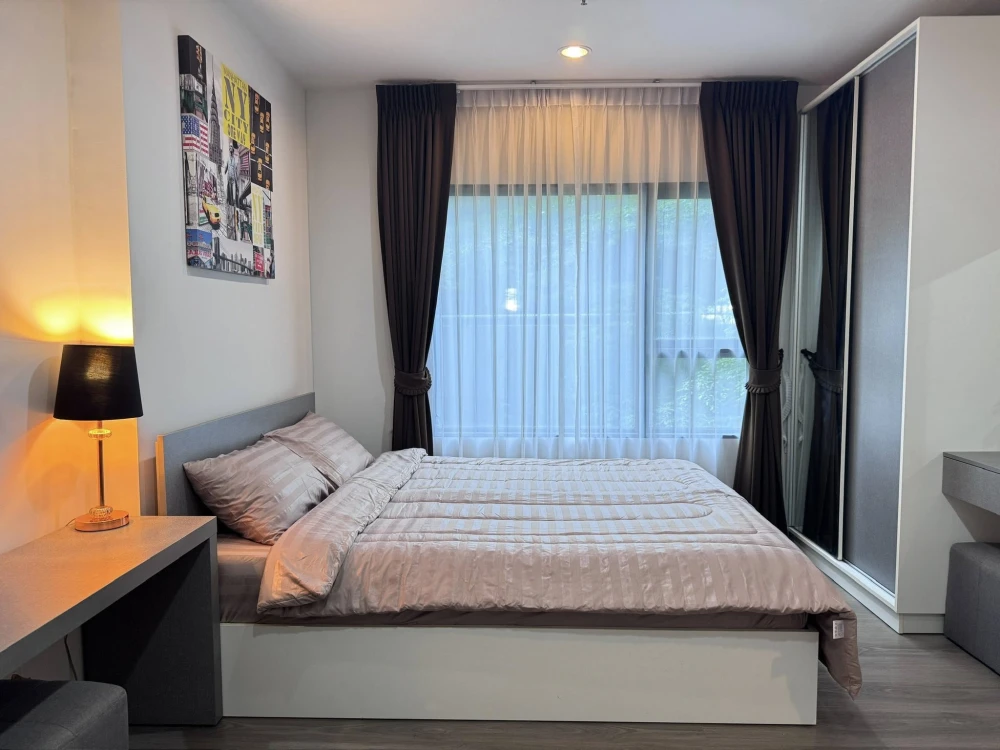 Condo for rent at Aspire Sathorn - Taksin (Copper Zone). Ready to move in. Everything you need is here. Just bring your luggage and move in!